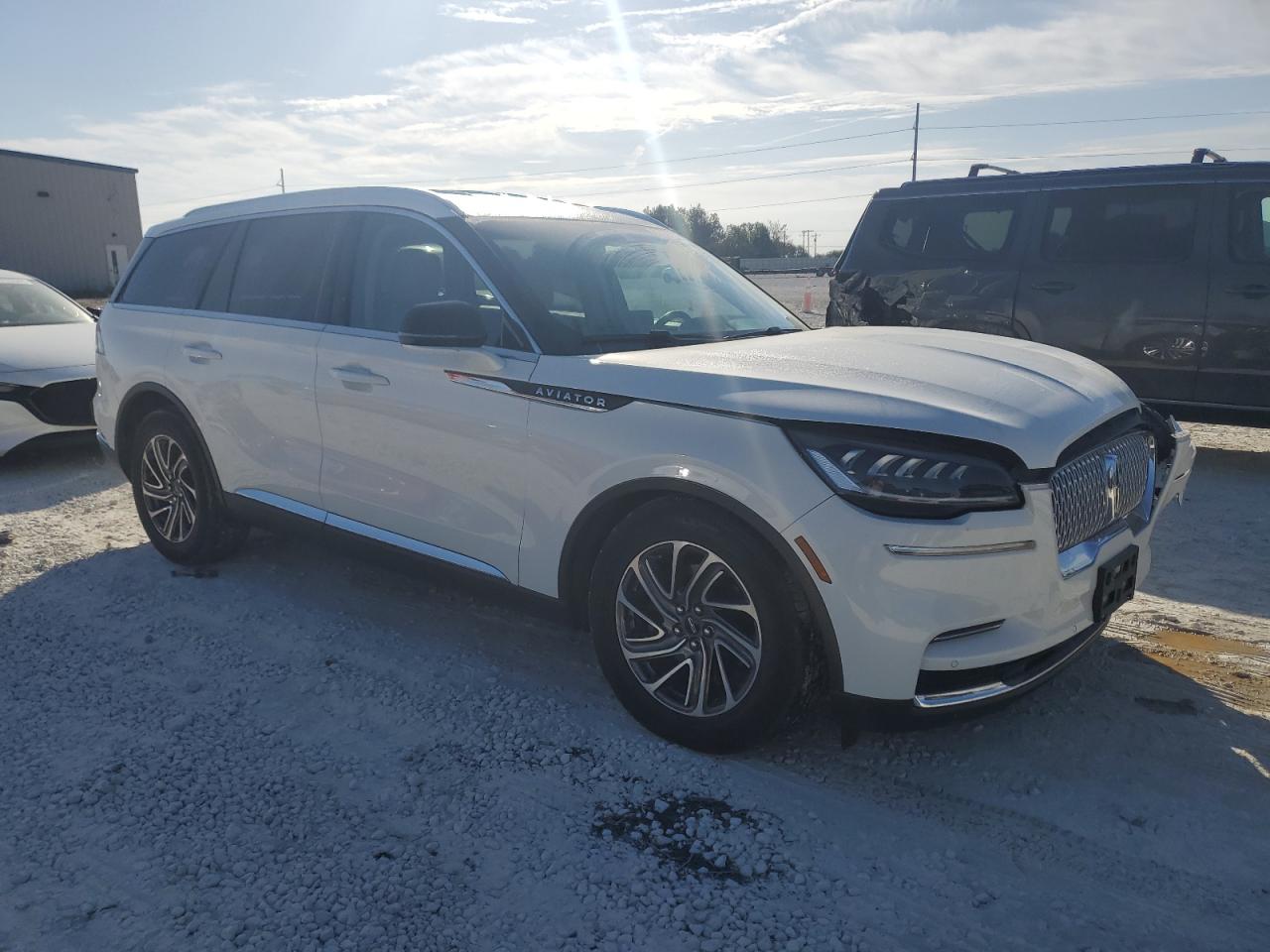 2021 Lincoln Aviator - Image 4