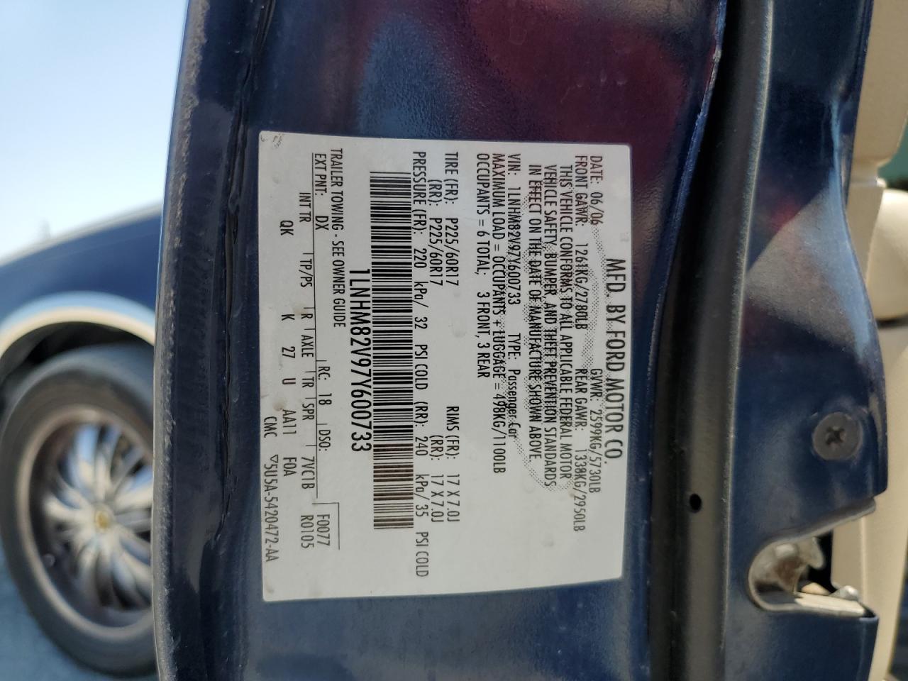 1LNHM82V97Y600733 2007 Lincoln Town Car Signature Limited