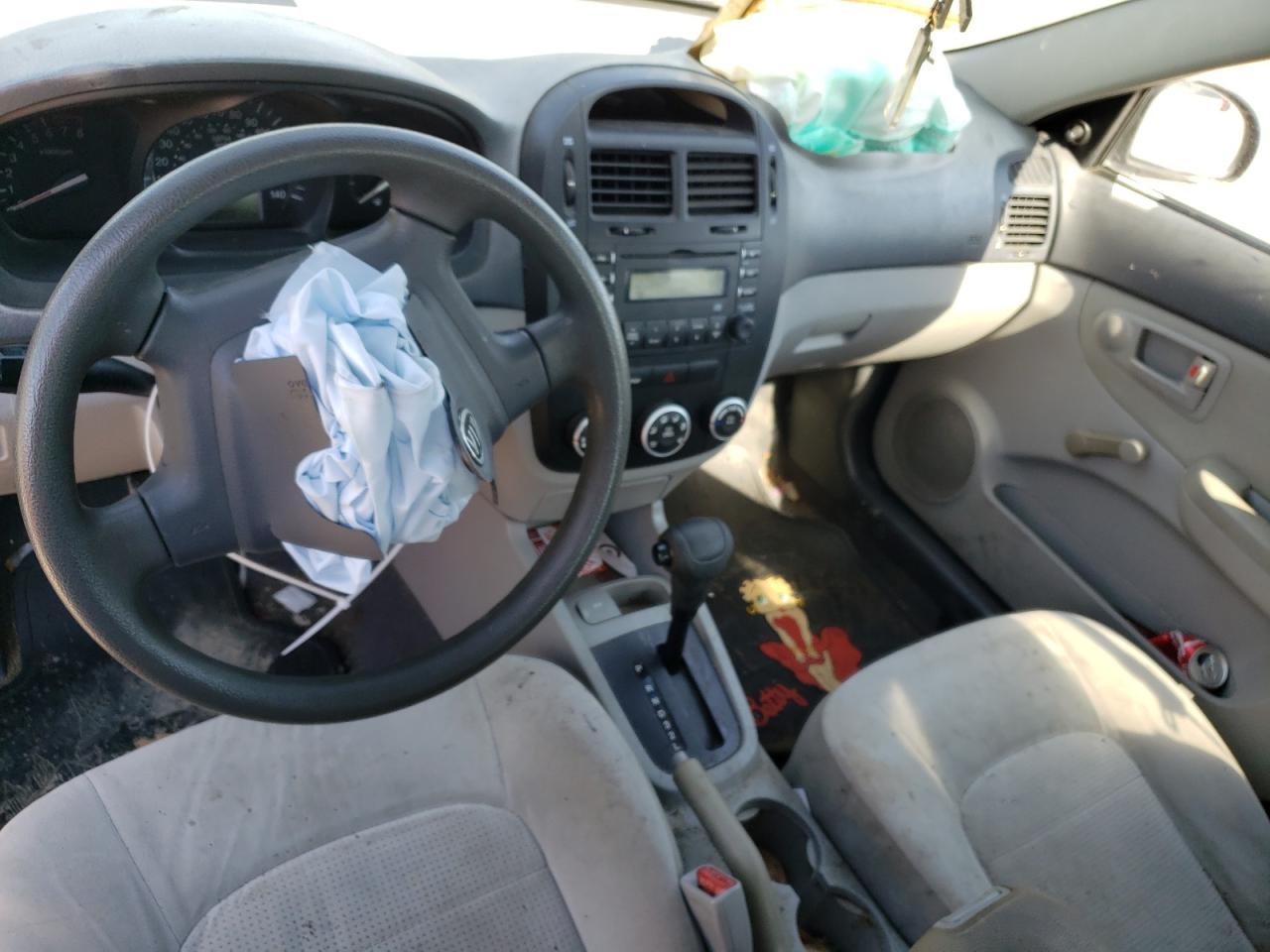 2009 Kia Spectra - Image 8