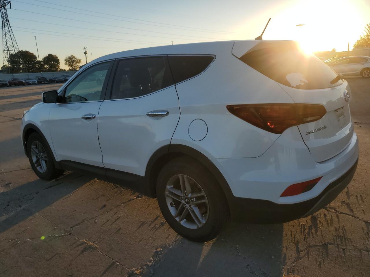 2018 Hyundai Santa Fe - Image 2