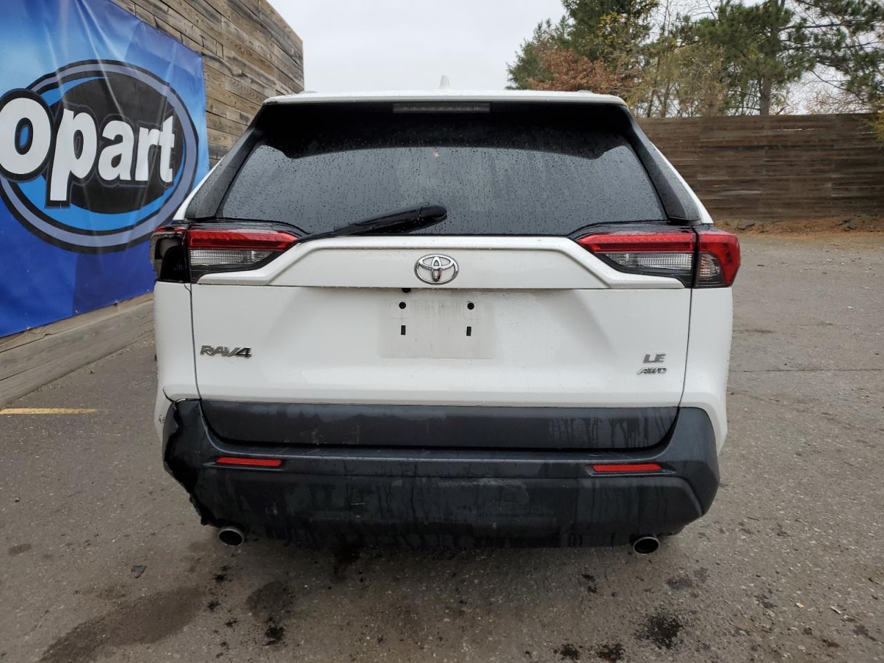 2020 Toyota RAV 4 - Image 6