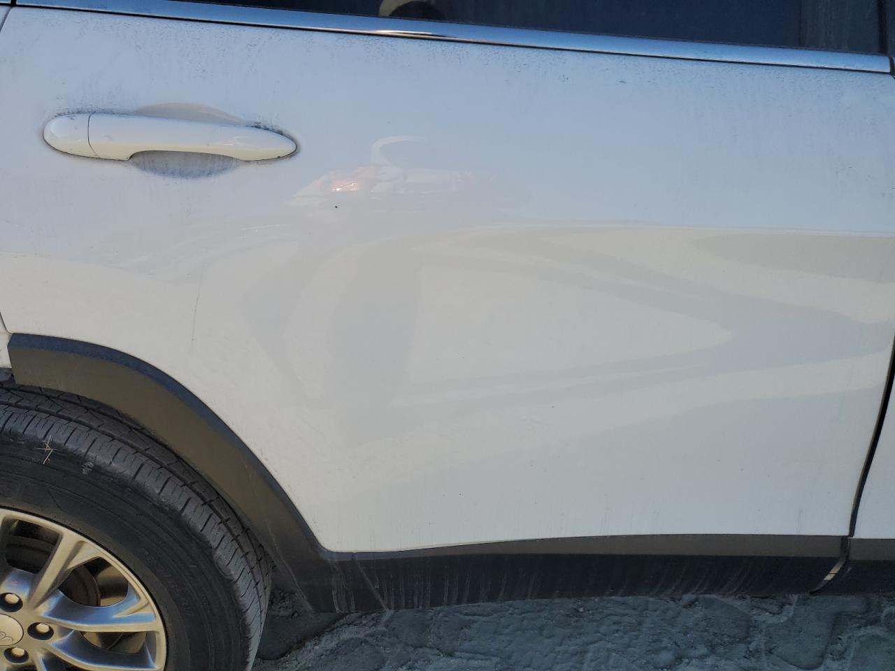 2019 Jeep Grand Cherokee - Image 10