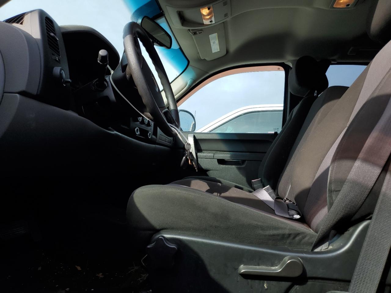 2010 Chevrolet Silverado C1500 Ls VIN: 1GCSCREA0AZ132873 Lot: 76270604