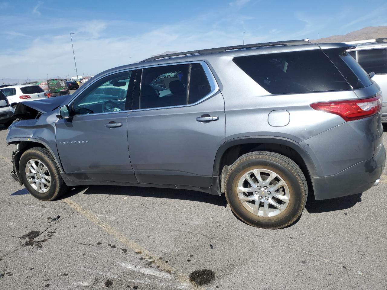 2019 Chevrolet Traverse - Image 2
