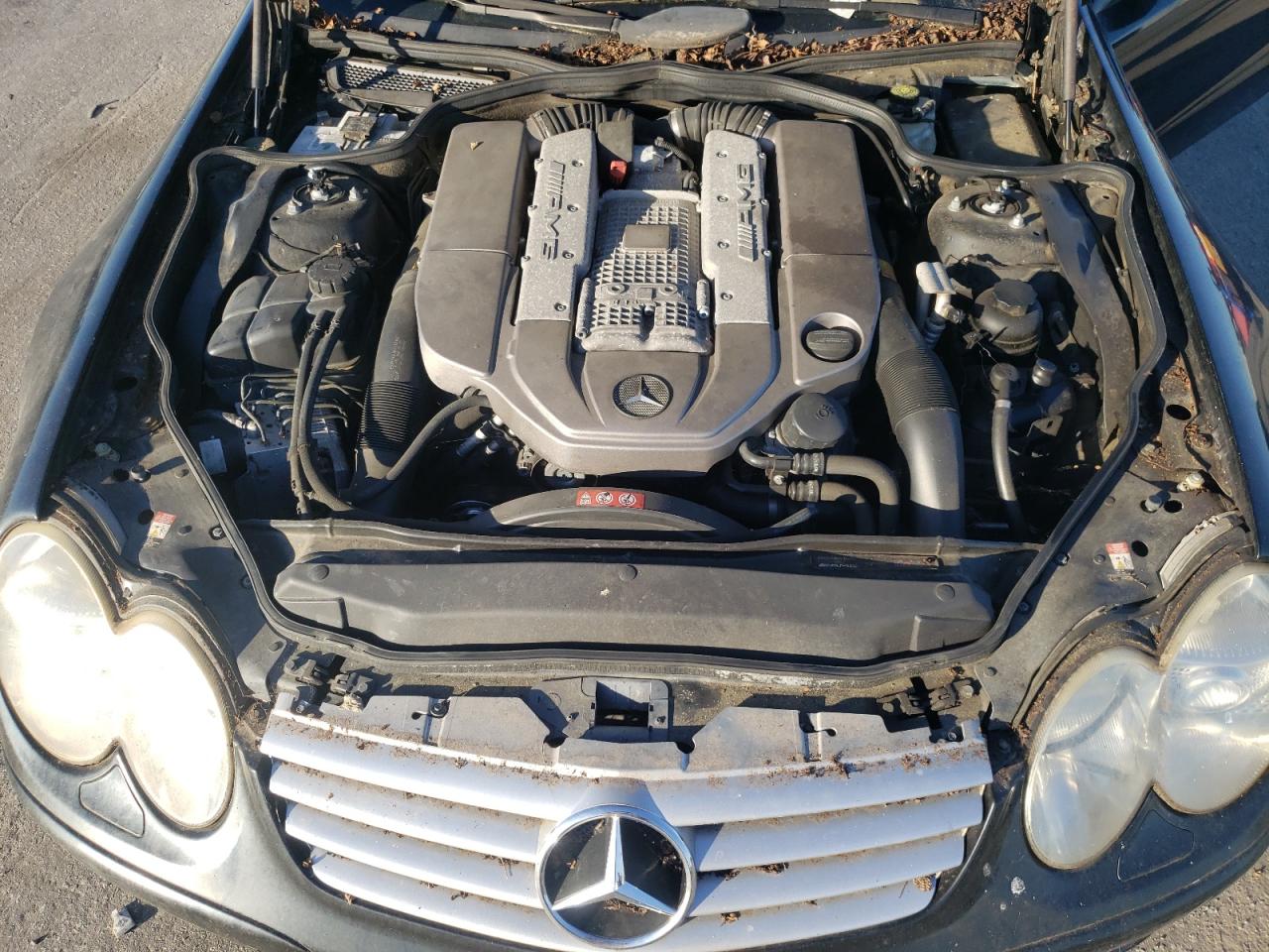 2004 Mercedes-Benz Sl 55 Amg VIN: WDBSK74FX4F076076 Lot: 77790544