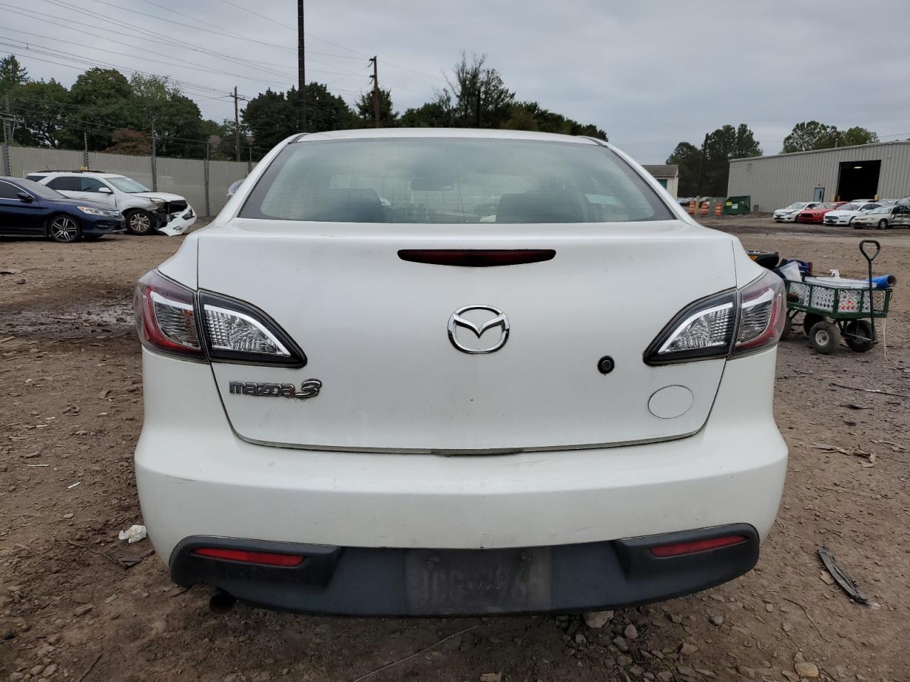 2011 Mazda 3 I VIN: JM1BL1UG6B1415396 Lot: 74428324