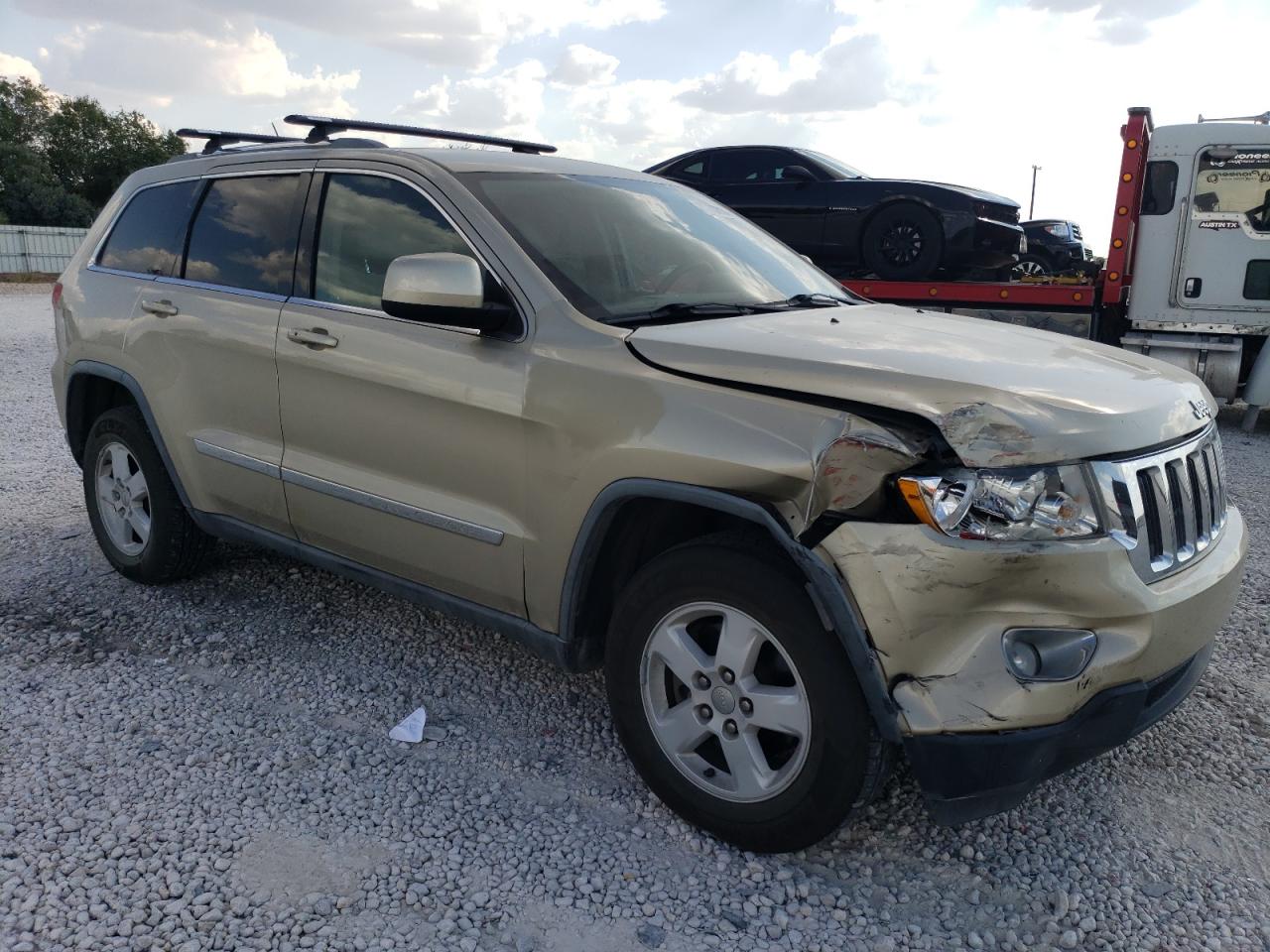 2012 Jeep Grand Cherokee - Image 4