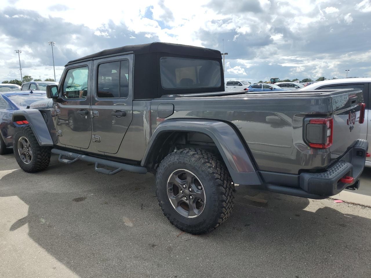 2020 Jeep Gladiator - Image 2