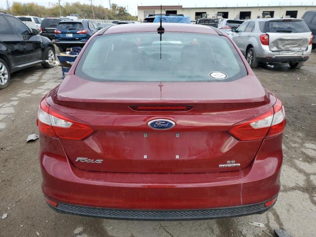  FORD FOCUS 2014 Красный