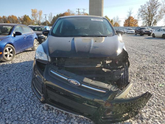  FORD ESCAPE 2016 Черный