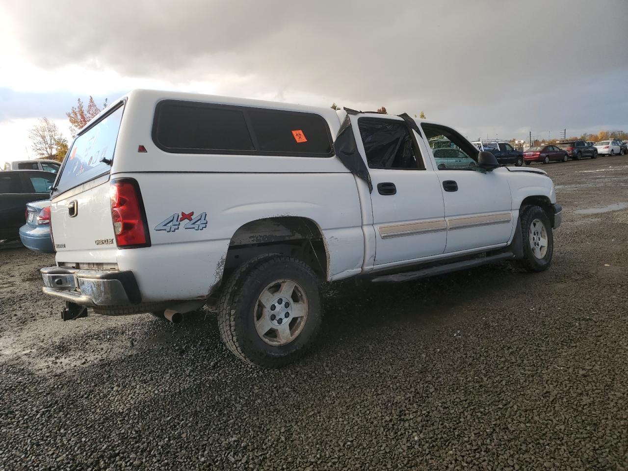 2005 Chevrolet Silverado - Image 3