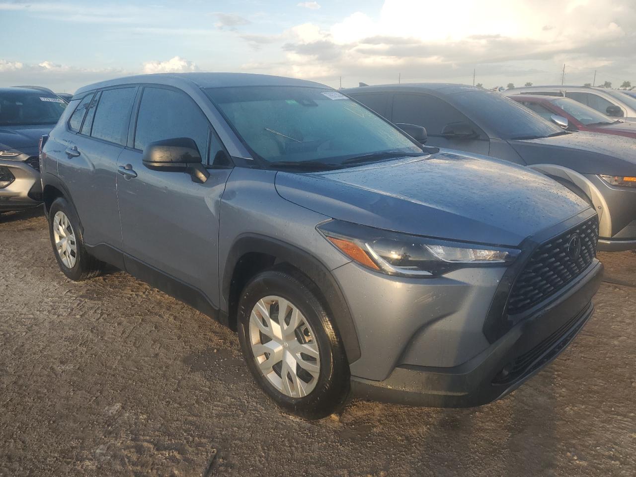 2022 Toyota Corolla Cross - Image 4