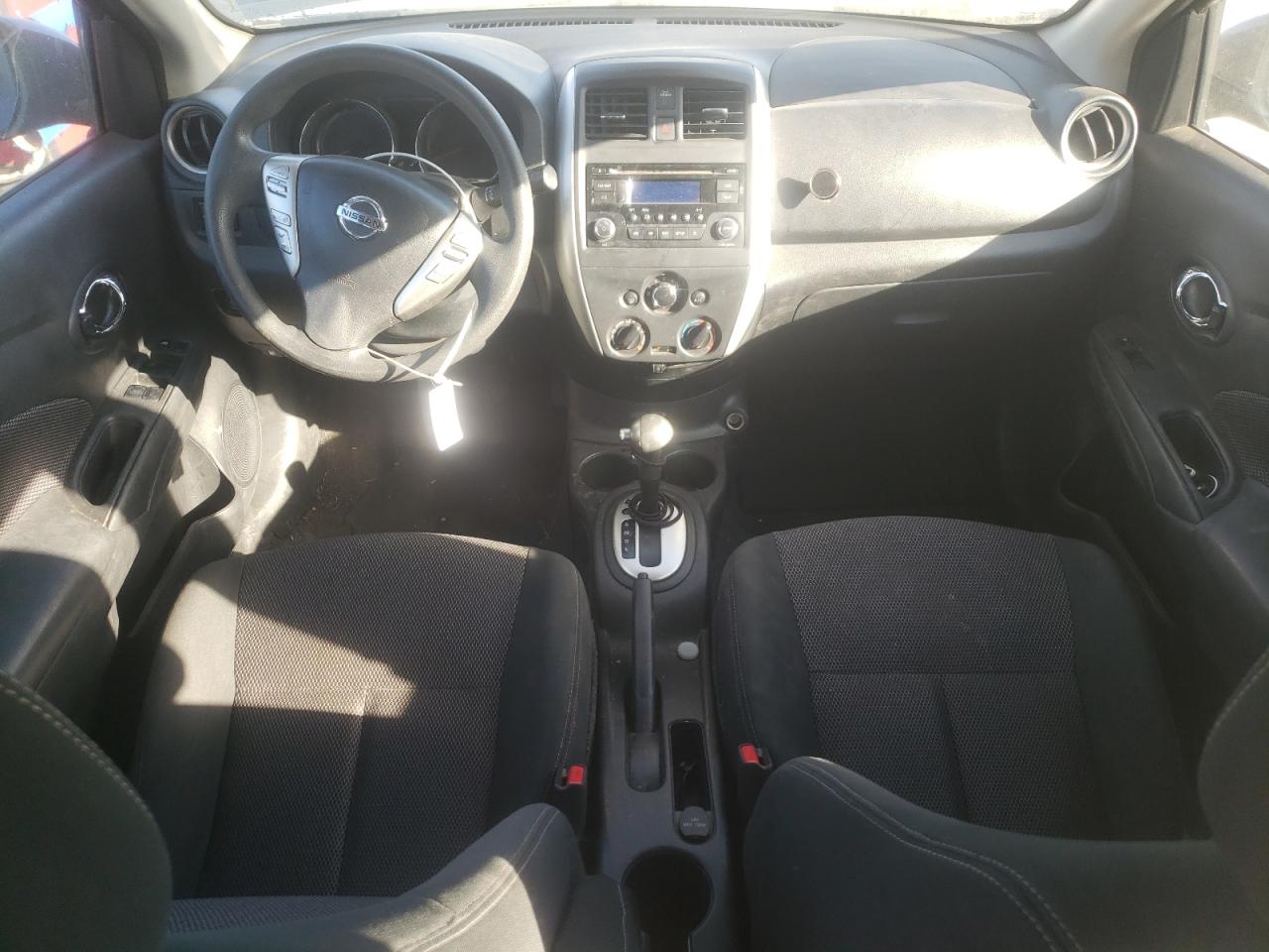 3N1CN7AP3JL831468 2018 Nissan Versa S