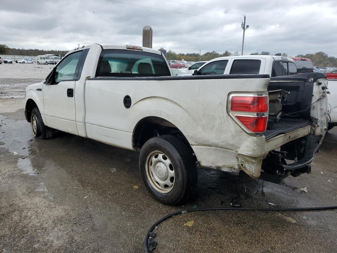 2010 Ford F-150 - Image 2