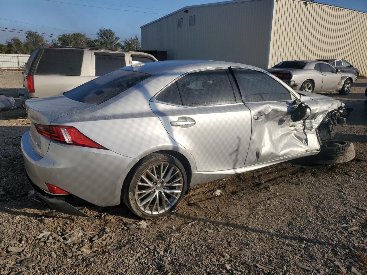 2016 Lexus IS - Image 3