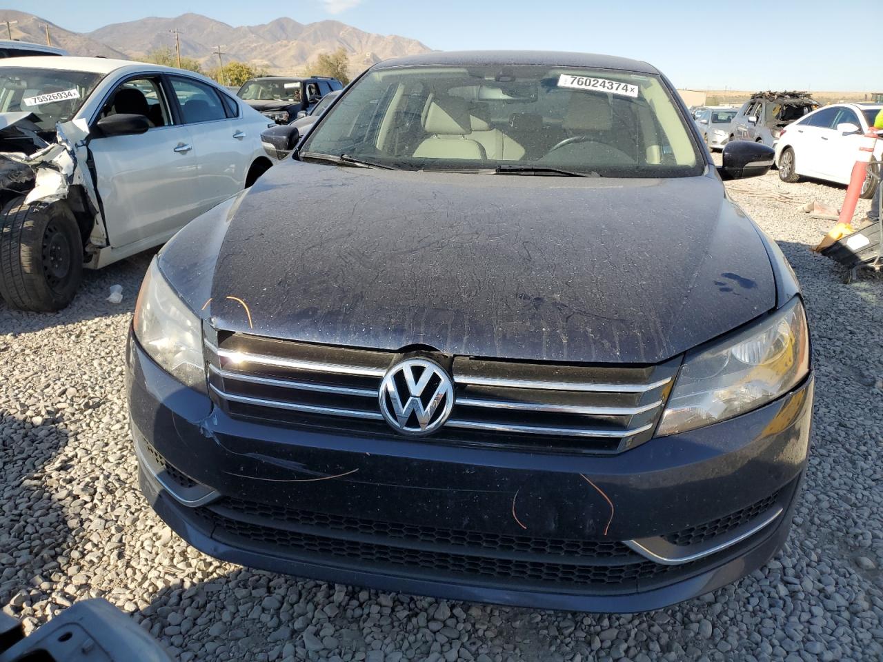 2014 Volkswagen Passat - Image 5