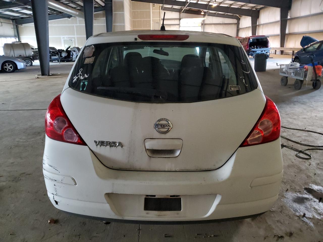 2009 Nissan Versa S VIN: 3N1BC13E39L469227 Lot: 77113974