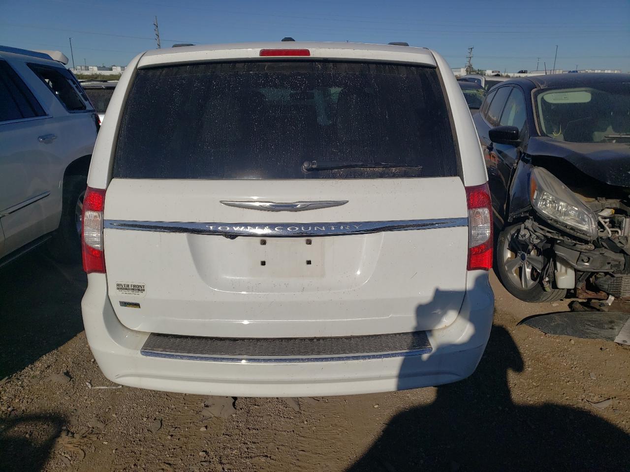 2C4RC1BG1ER438229 2014 Chrysler Town & Country Touring