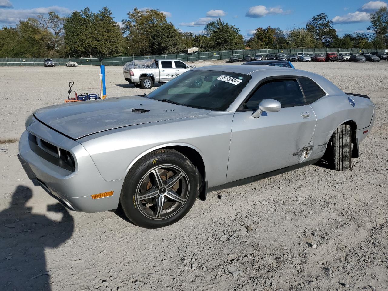 2B3CJ4DV6AH321613 2010 Dodge Challenger Se