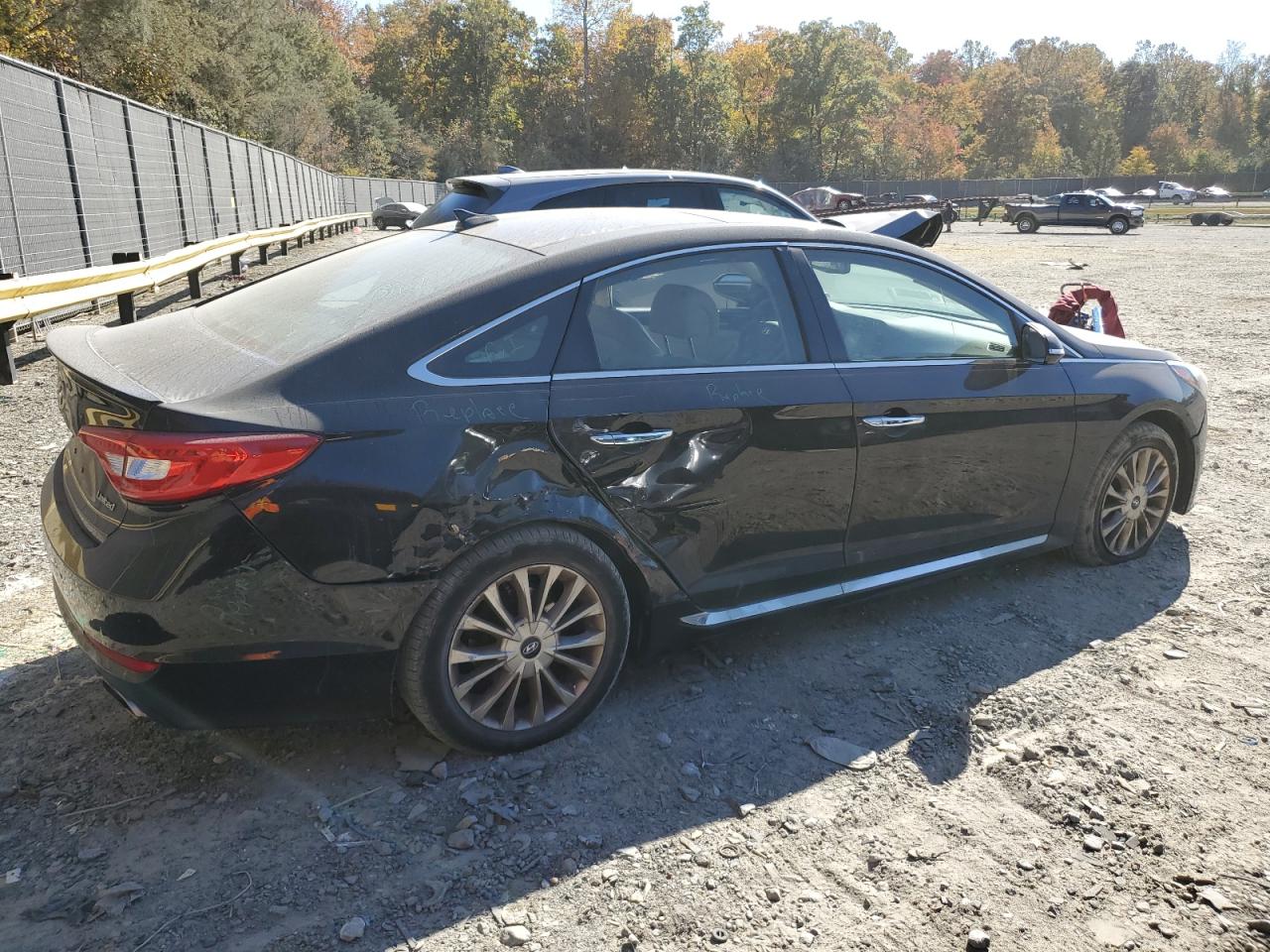 2015 Hyundai Sonata - Image 3