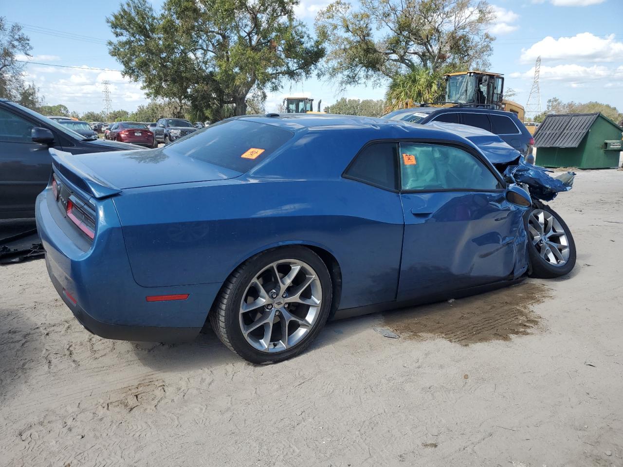 2020 Dodge Challenger - Image 3