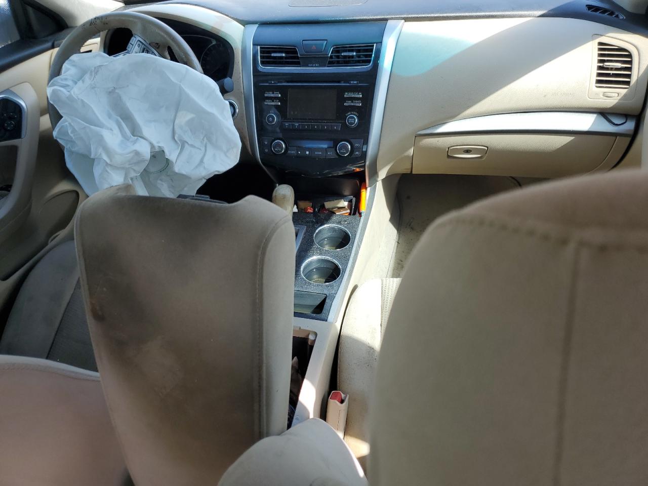 2014 Nissan Altima - Image 8