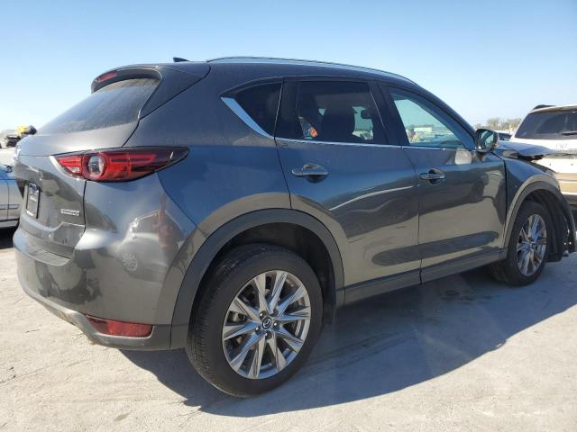  MAZDA CX-5 2021 Чорний