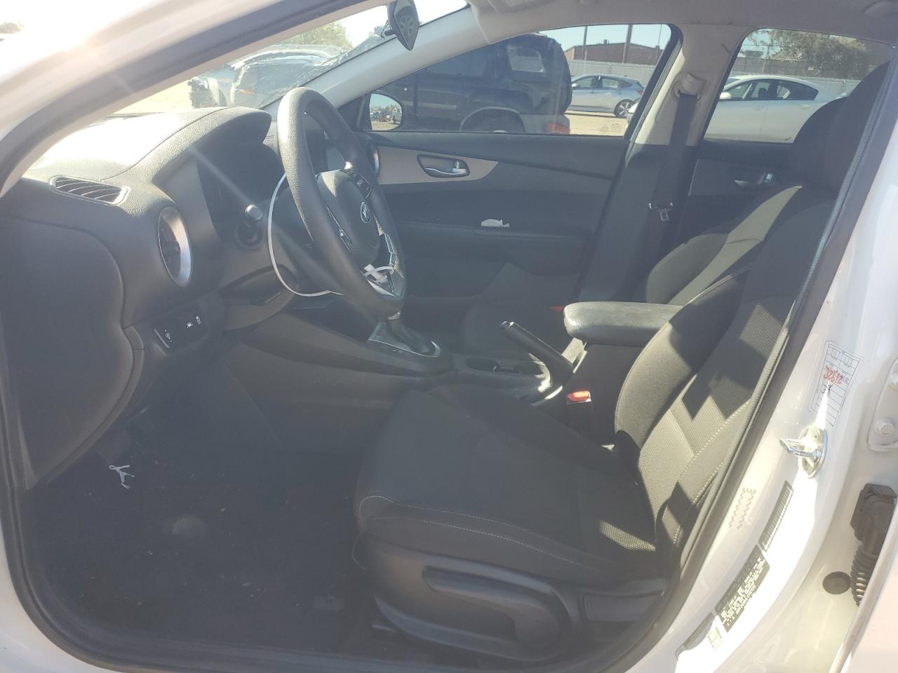 2020 Kia Forte - Image 7