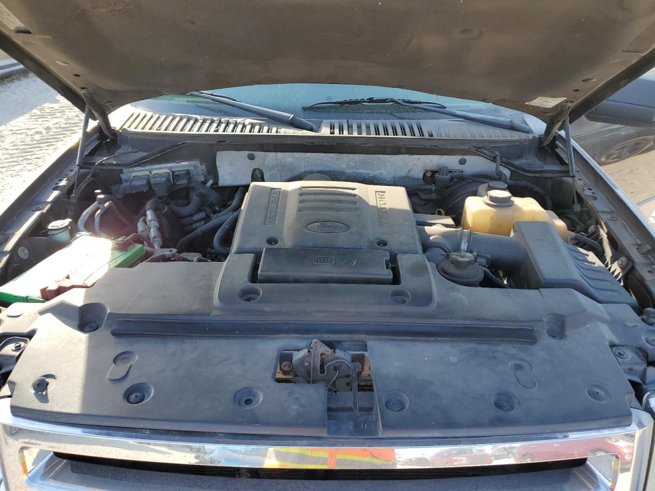 2007 Ford Expedition - Image 12