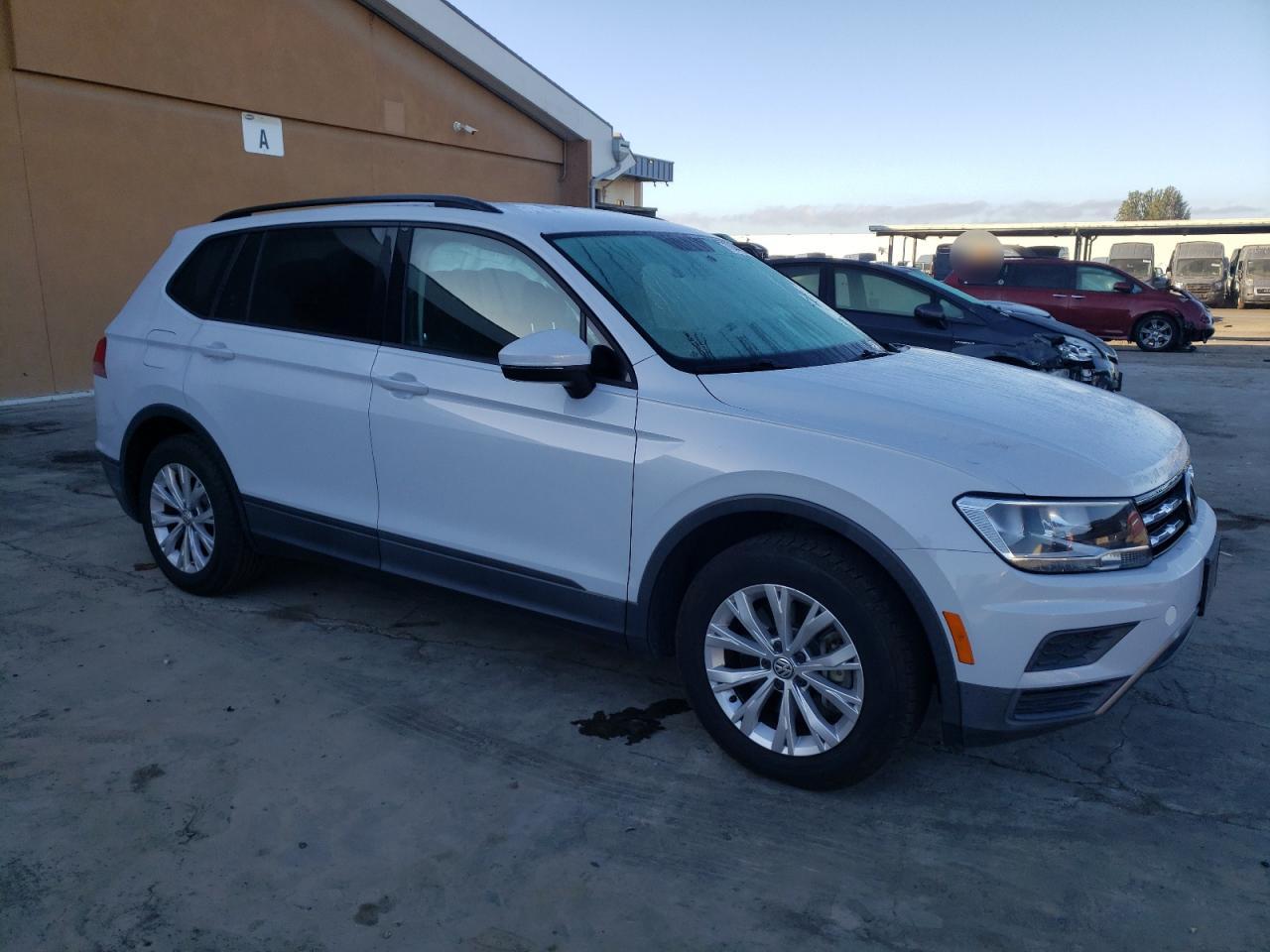 2019 Volkswagen Tiguan - Image 4
