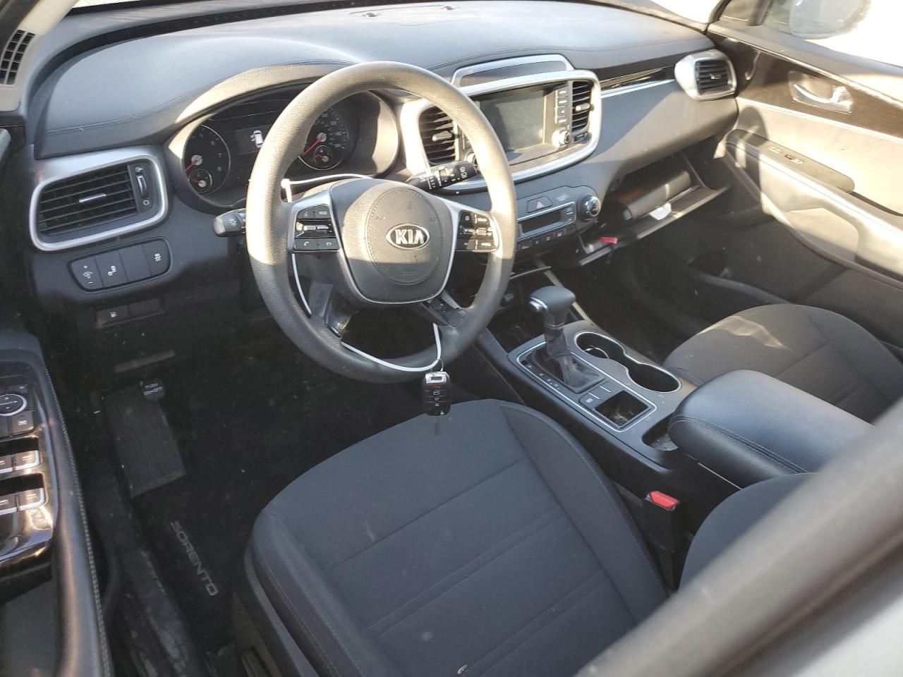 2019 Kia Sorento Lx VIN: 5XYPG4A59KG492858 Lot: 77864614