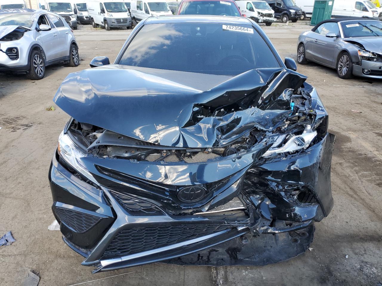 4T1B11HK8KU750366 2019 Toyota Camry L