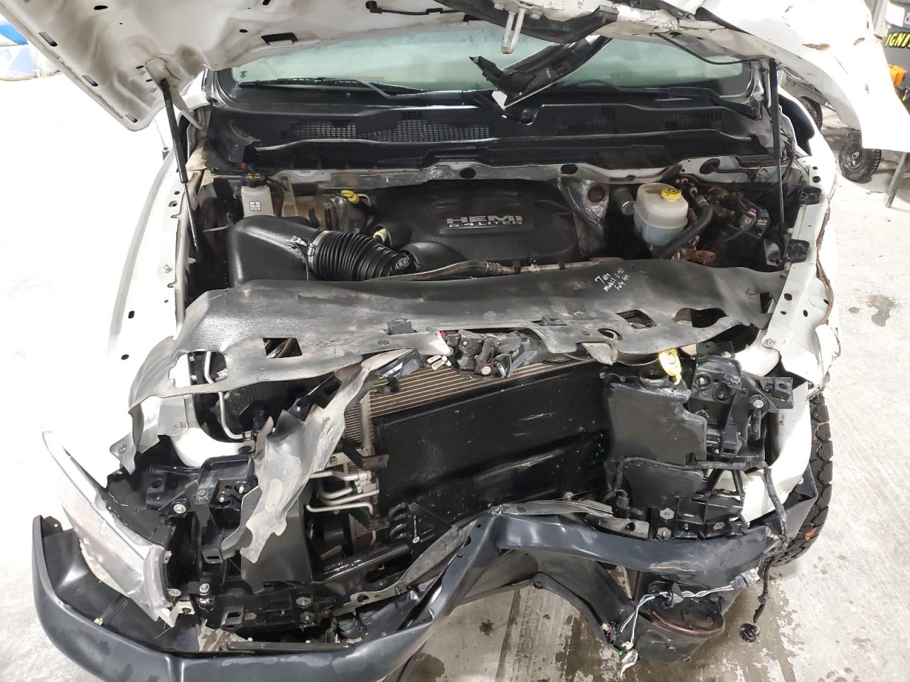 2014 RAM 2500 - Image 11