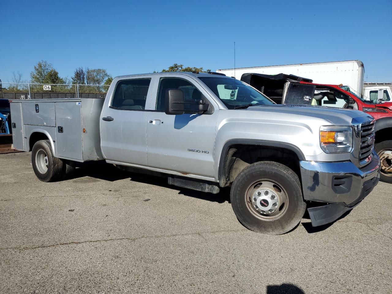 2015 GMC Sierra - Image 4