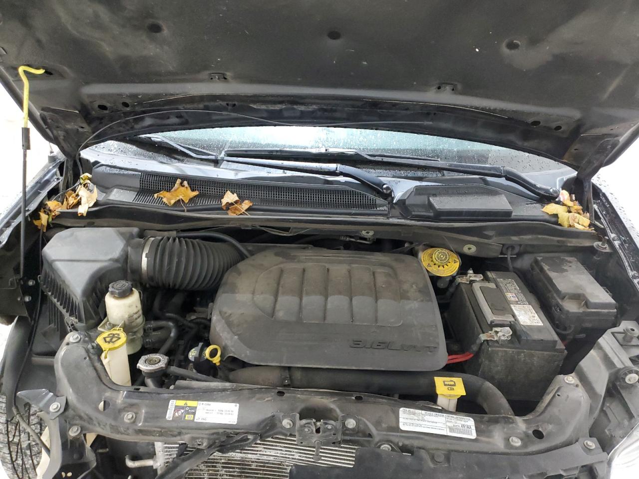 2020 Dodge Caravan - Image 12