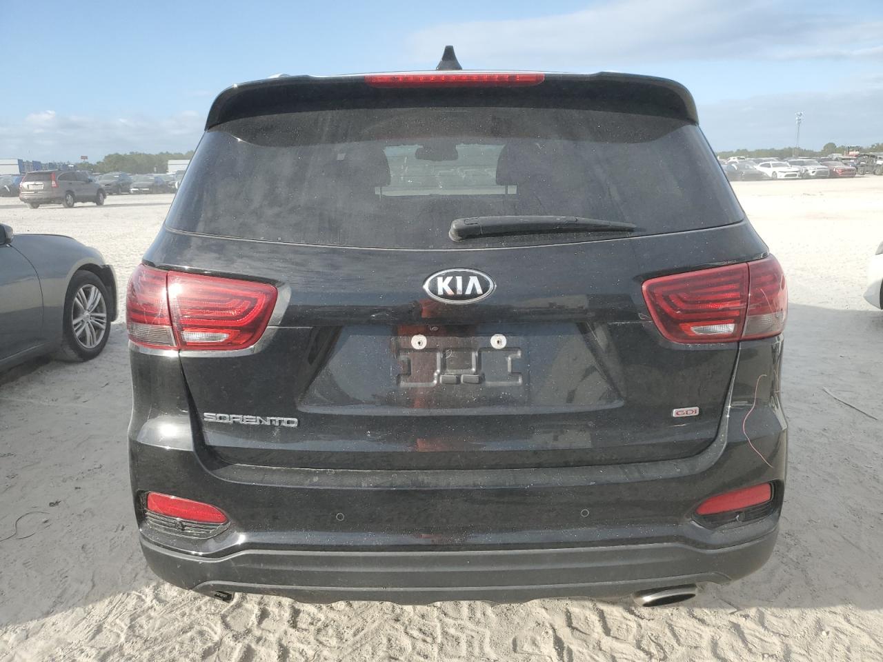 2019 Kia Sorento L VIN: 5XYPG4A31KG576221 Lot: 76491974