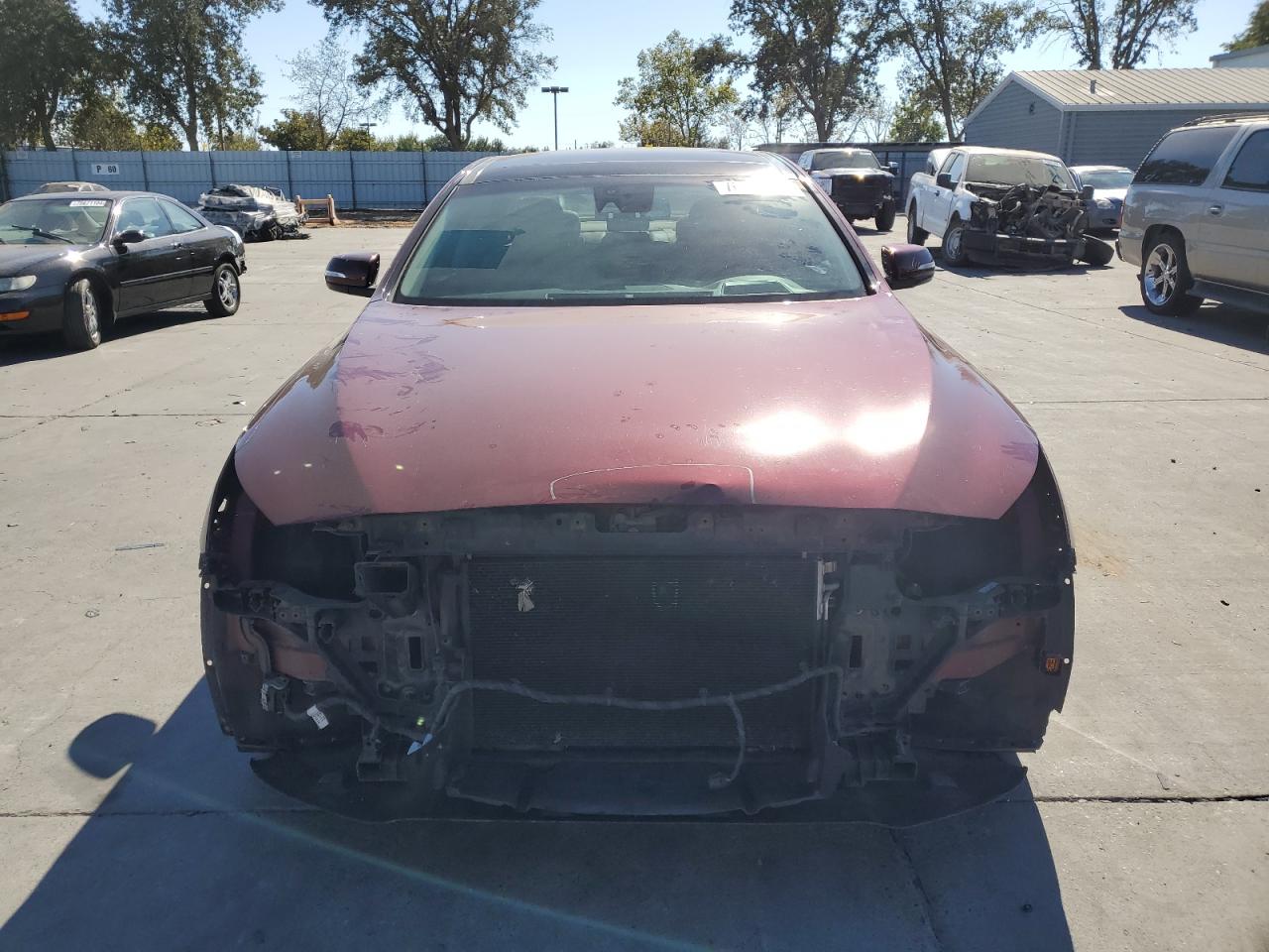 2015 Hyundai Genesis - Image 5