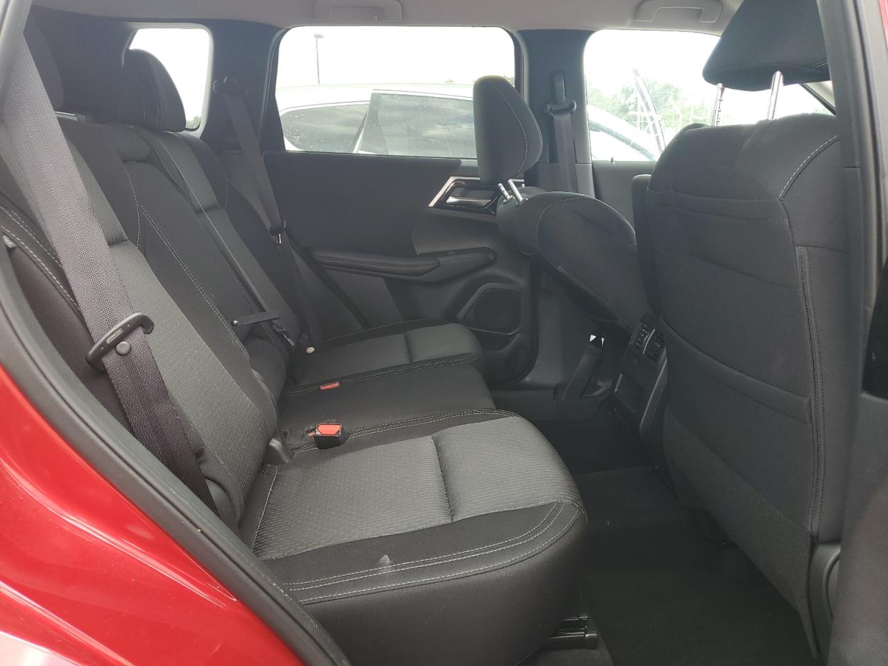 2024 Mitsubishi Outlander - Image 11