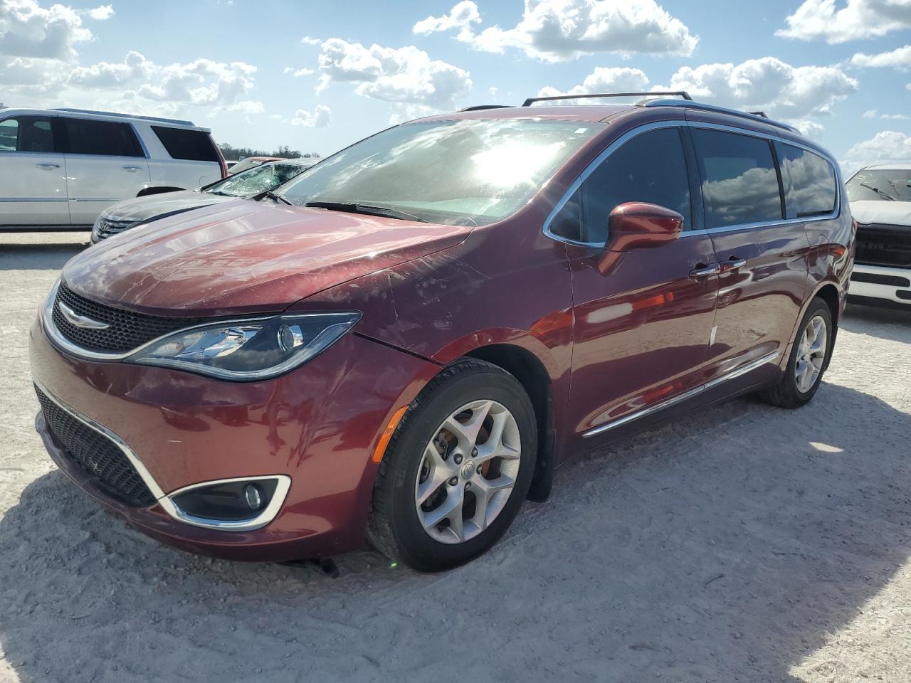 2020 Chrysler Pacifica - Image 1