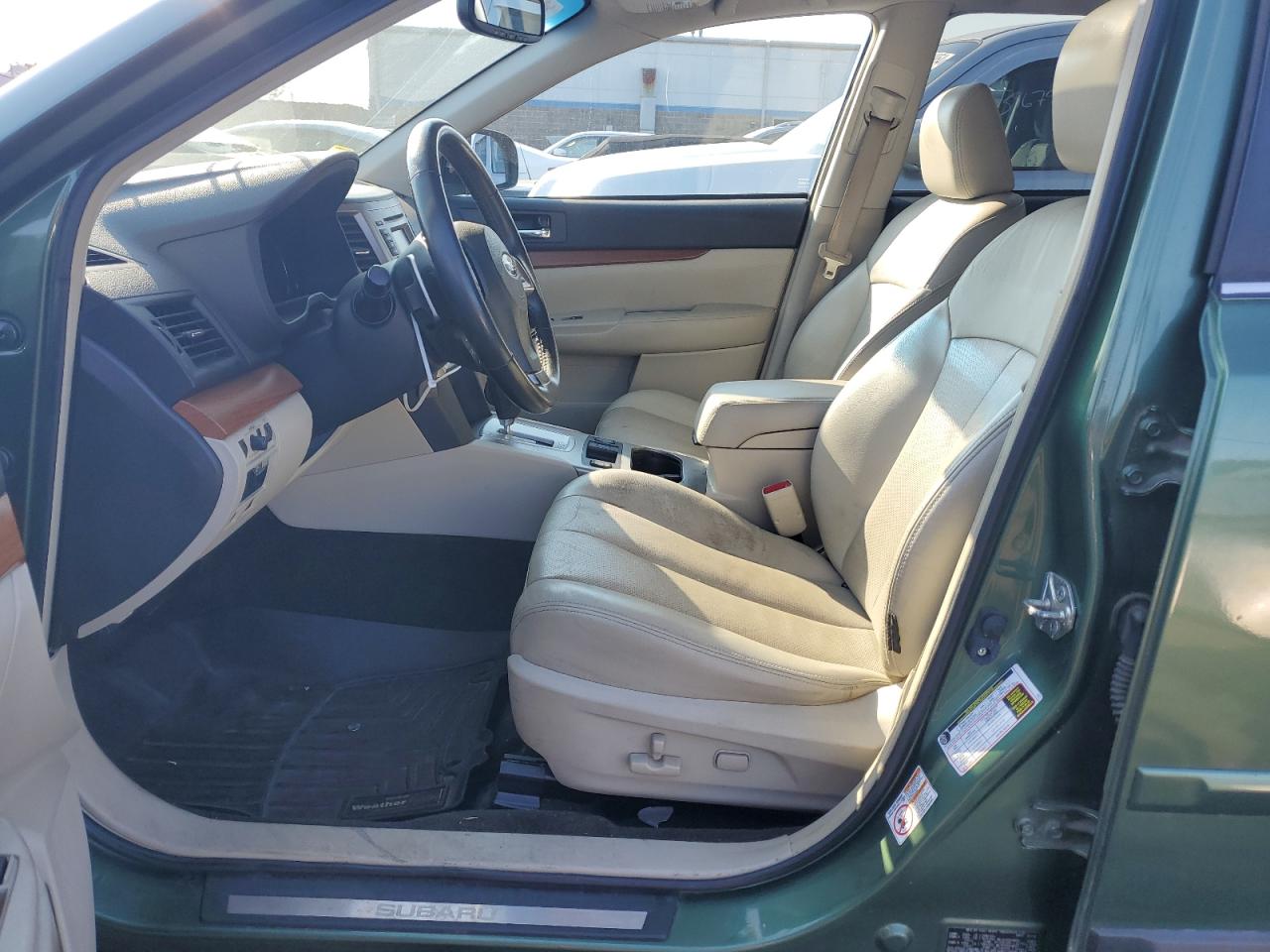 2013 Subaru Outback 2.5I Limited VIN: 4S4BRBKC5D3213981 Lot: 74070984