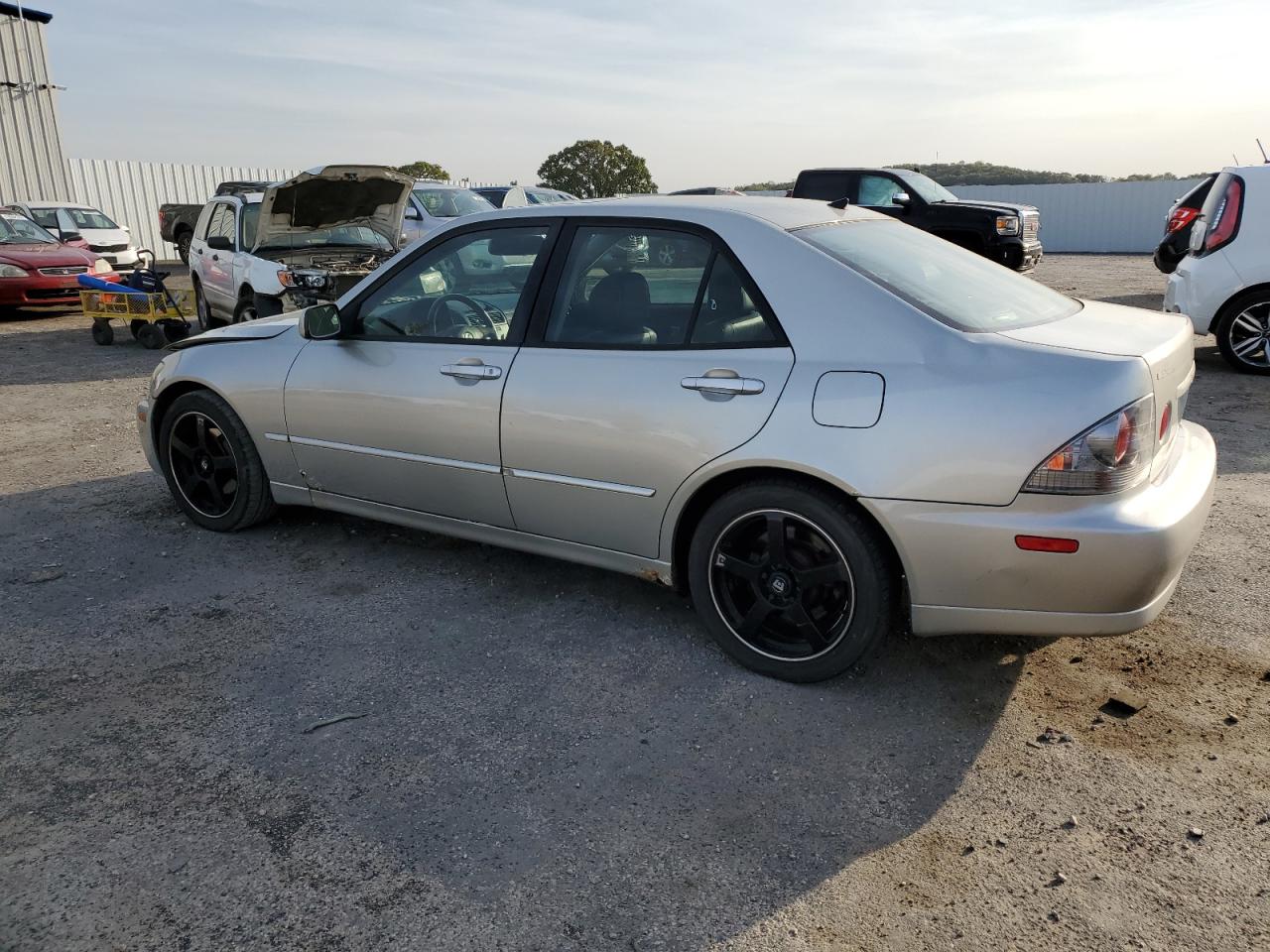 JTHBD192640092369 2004 Lexus Is 300