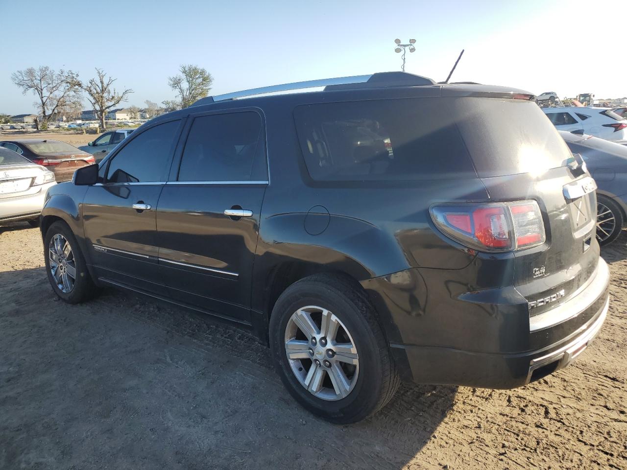 2015 GMC Acadia - Image 2