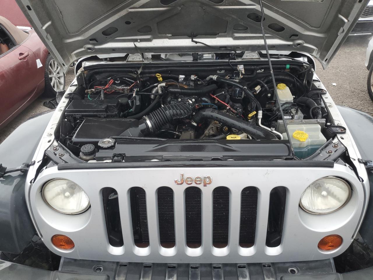 2009 Jeep Wrangler - Image 12
