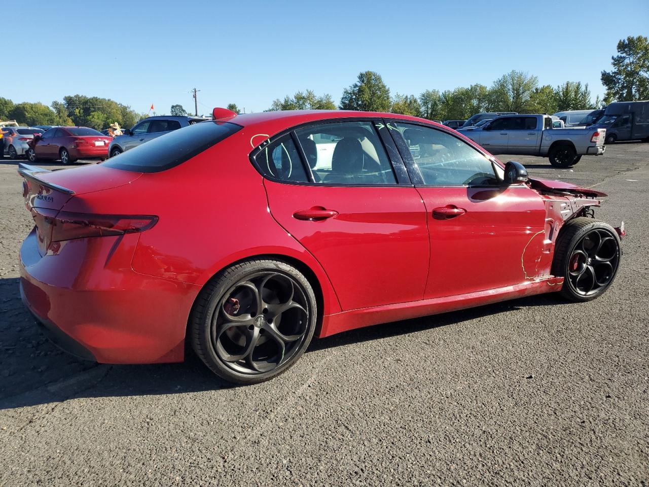 2019 Alfa Romeo Giulia - Image 3