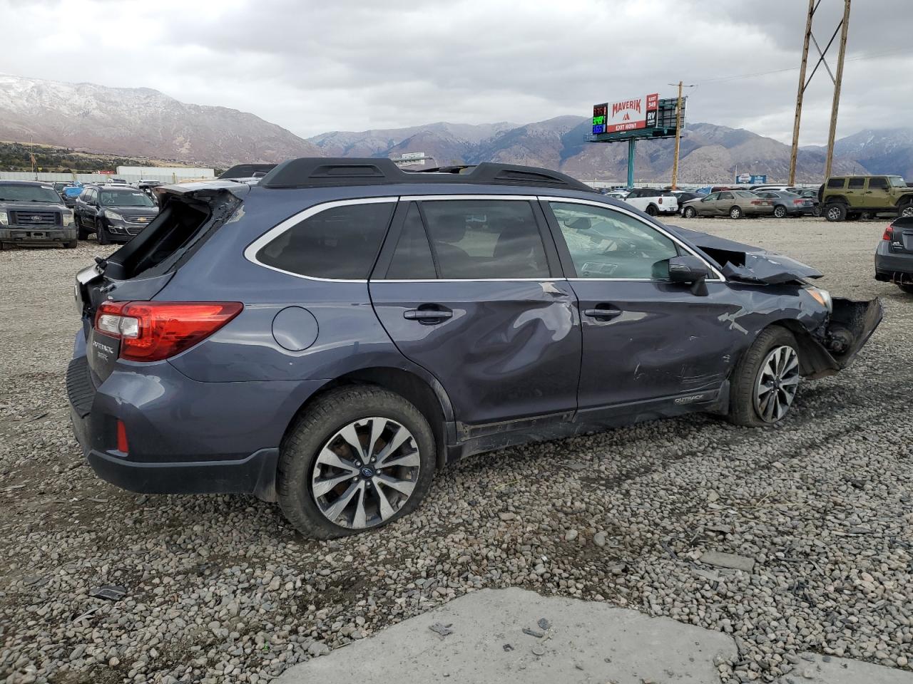 VIN 4S4BSENC0F3282646 2015 SUBARU OUTBACK no.3