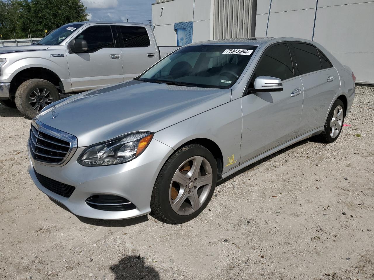 WDDHF5KB5GB232630 2016 MERCEDES-BENZ E CLASS - Image 1