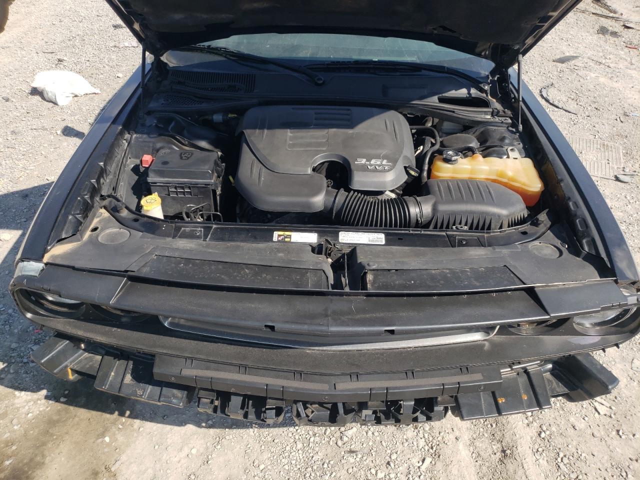 2014 Dodge Challenger - Image 11