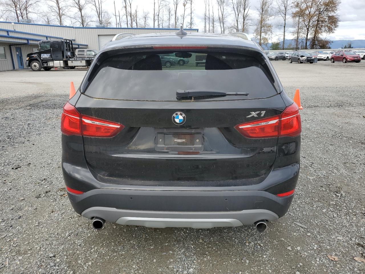 2017 BMW X1 xDrive28I VIN: WBXHT3C37H5F87917 Lot: 78476464