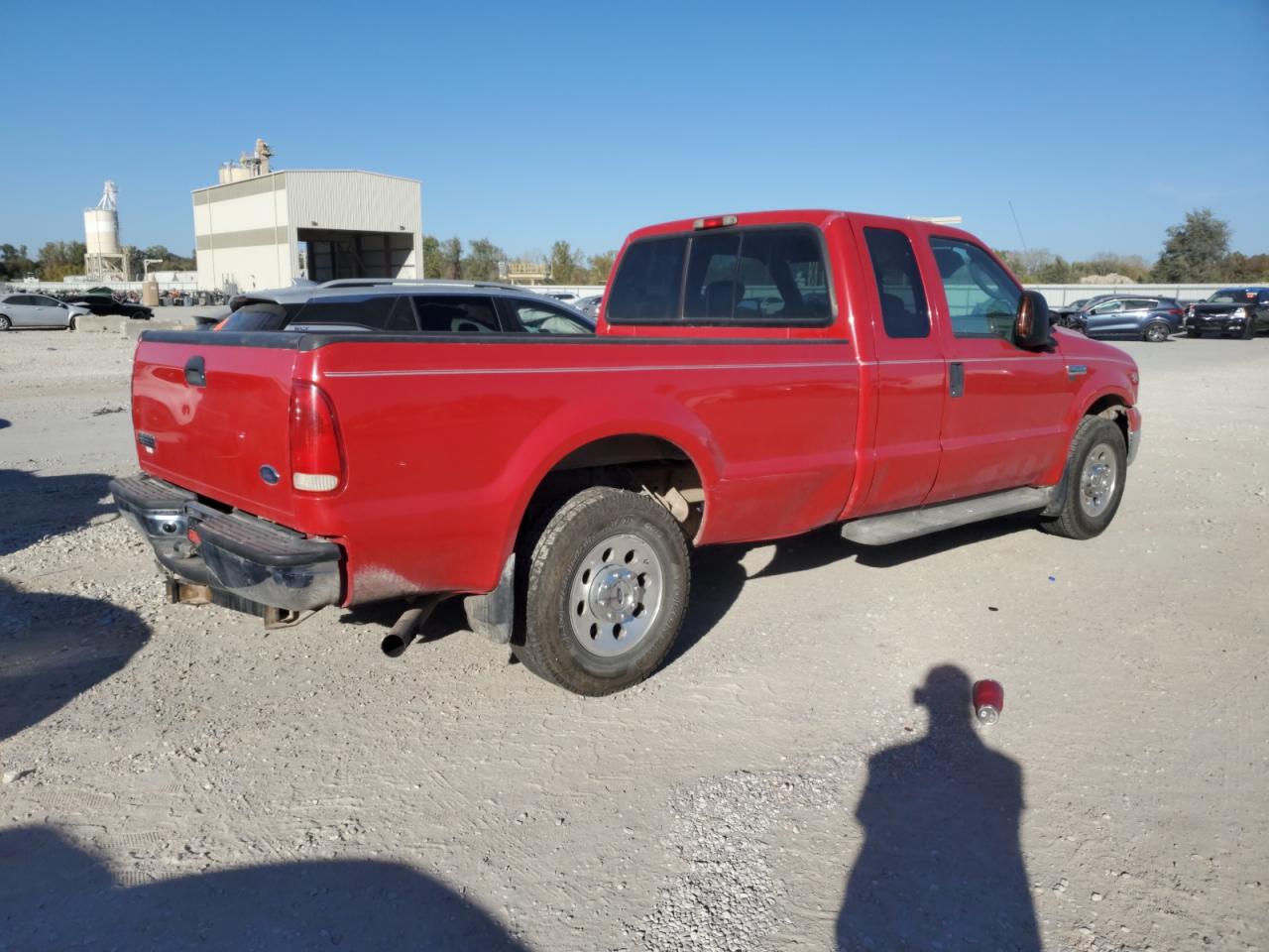 2005 Ford F250 - Image 3