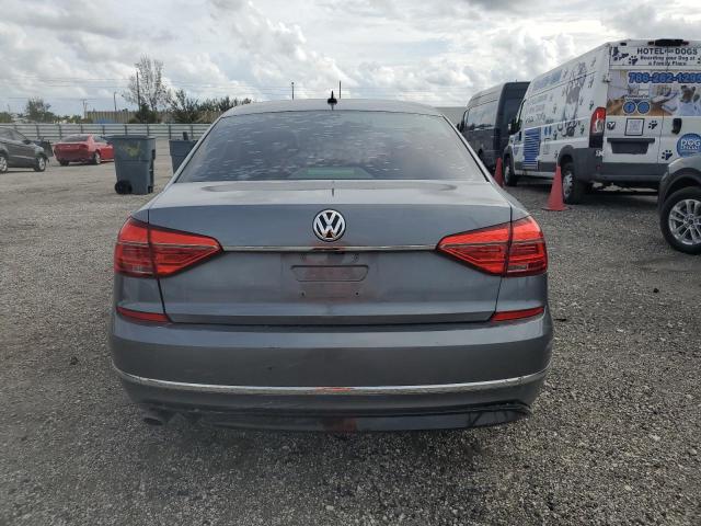Sedans VOLKSWAGEN PASSAT 2016 Szary